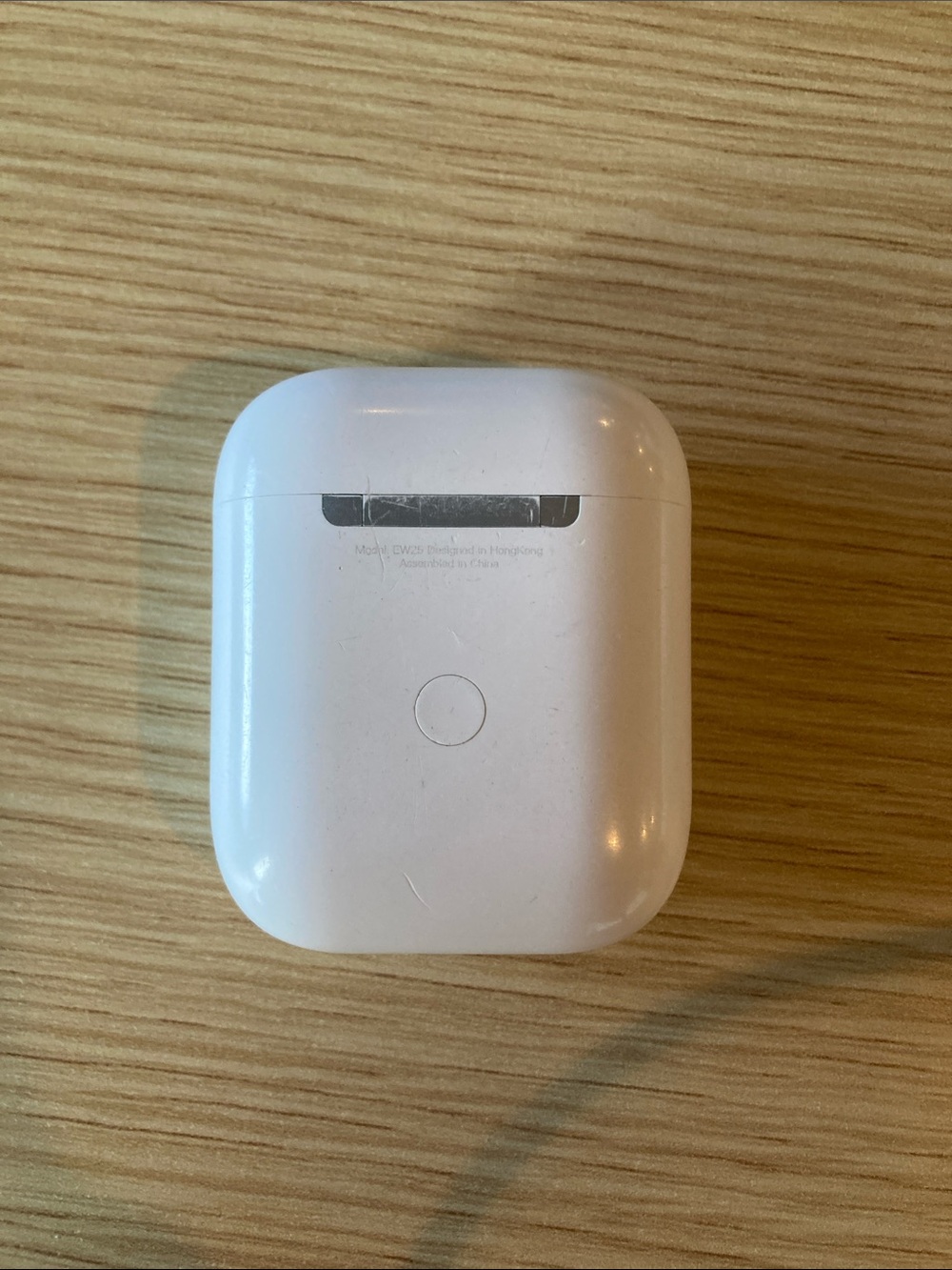 Apple White Earbuds Charging Case with Pairing Button